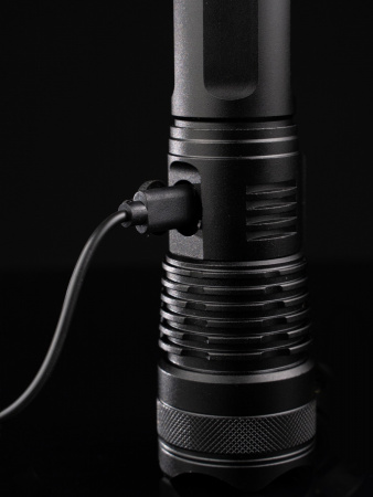 Многофункциональный тактический фонарик P50 (USB-кабель и литиевая батарея 18650)