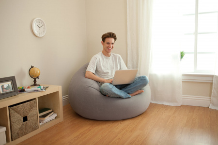 Надувное кресло  "Beanless Bag" серое